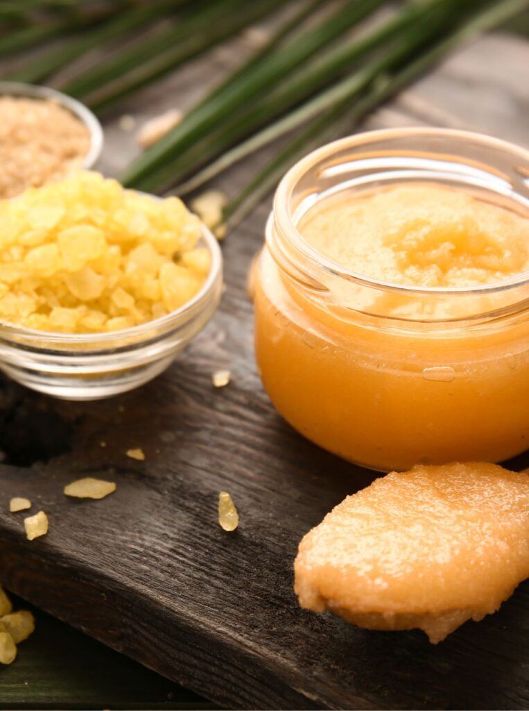 DIY honey sugar lip scrub